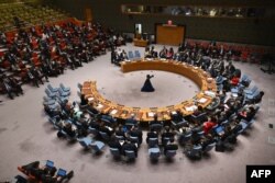 Consiliul de Securitate al ONU se întrunește în legătură cu o moțiune de încetare a focului în Gaza și votul privind acordul cu referire la ostatici. Sediul ONU din New York, 22 martie 2024.