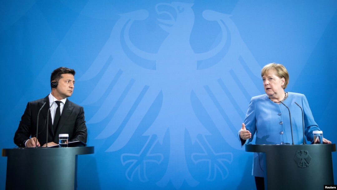Zelenskii și Merkel încearcă să rezolve dilemele conductei Nord Stream 2.
