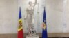 Moldova - justice generic, statuie in interiorul sediului Procuraturii Generale