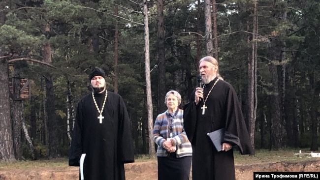 Игумен Сафроний и протоиерей Павел Матвеев
