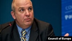 Комиссар по правам человека Совета Европы Нийлс Мужниекс