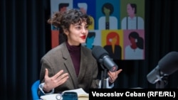 Elvira Drangoi, în studioul Europei Libere