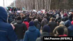 Уфада коррупциягә каршы митинг (26 март, 2017 ел)