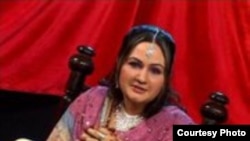 مسرت مهمند یوه خوږ ژبې سندرغاړې