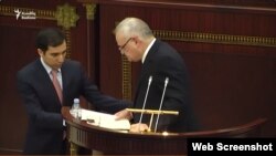 Azərbaycanın baş naziri Artur Rasizadə parlamentdə hesabat verir/ 16mart2018