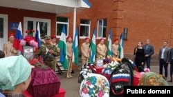 Украина сугышында һәлак булган Башкортстан егетен җирләү 