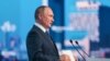 Владимир Путин выступает на Восточном экономическом форуме, Владивосток, 7 сеннтября 2022 года 