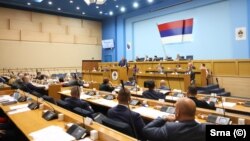 Седница на Собранието на Република Српска (РС) посветена на одлуката за референдум за конечната пресуда и одземање на мандатот на Милорад Додик, поранешен претседател на РС, 22 август 2025 година.