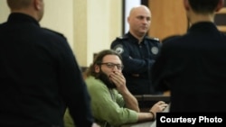 ფოტო არქივიდან. საბა სხვიტარიძე სასამართლოზე