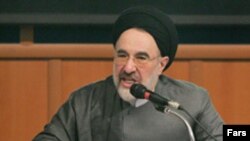 محمد خاتمی از تقسیم بندی های داخلی بر اساس کفر و ایمان انتقاد کرد. (عکس: فارس)