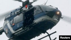 Поліція у п'ятницю також продовжує розшук підозрюваних у нападі на редакцію «Шарлі Ебдо»