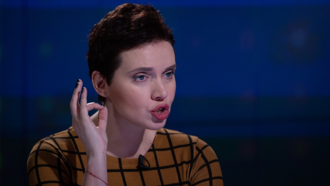 Olomon ichida bir qiz