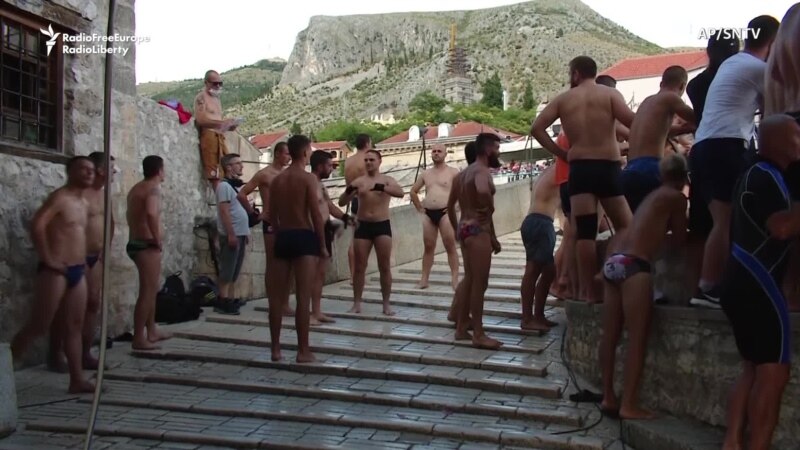 Bridge Divers In Mostar Draw Smaller Crowds Amid Coronavirus Spike