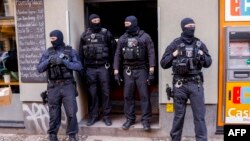 Oko 400 policajaca, među kojima su pripadnici savezne policije i specijalnih jedinica GSG 9, pretresle su više od 20 stanova i kancelarija, uglavnom u Berlinu, ali i u istočnoj državi Saksonija-Anhalt (Ilustrativna fotografija)