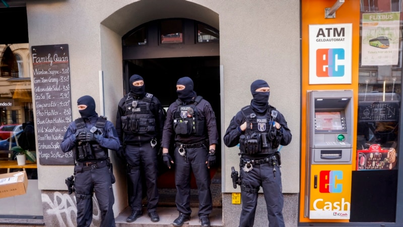 Policia gjermane arreston katër persona të lidhur me një grup ekstremist