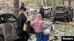 Наслідки одного з попередніх ударів РФ по Дніпру, фото ілюстративне