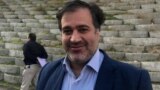 مهدی محمودیان، روزنامه‌نگار و فعال سیاسی و مدنی زندانی