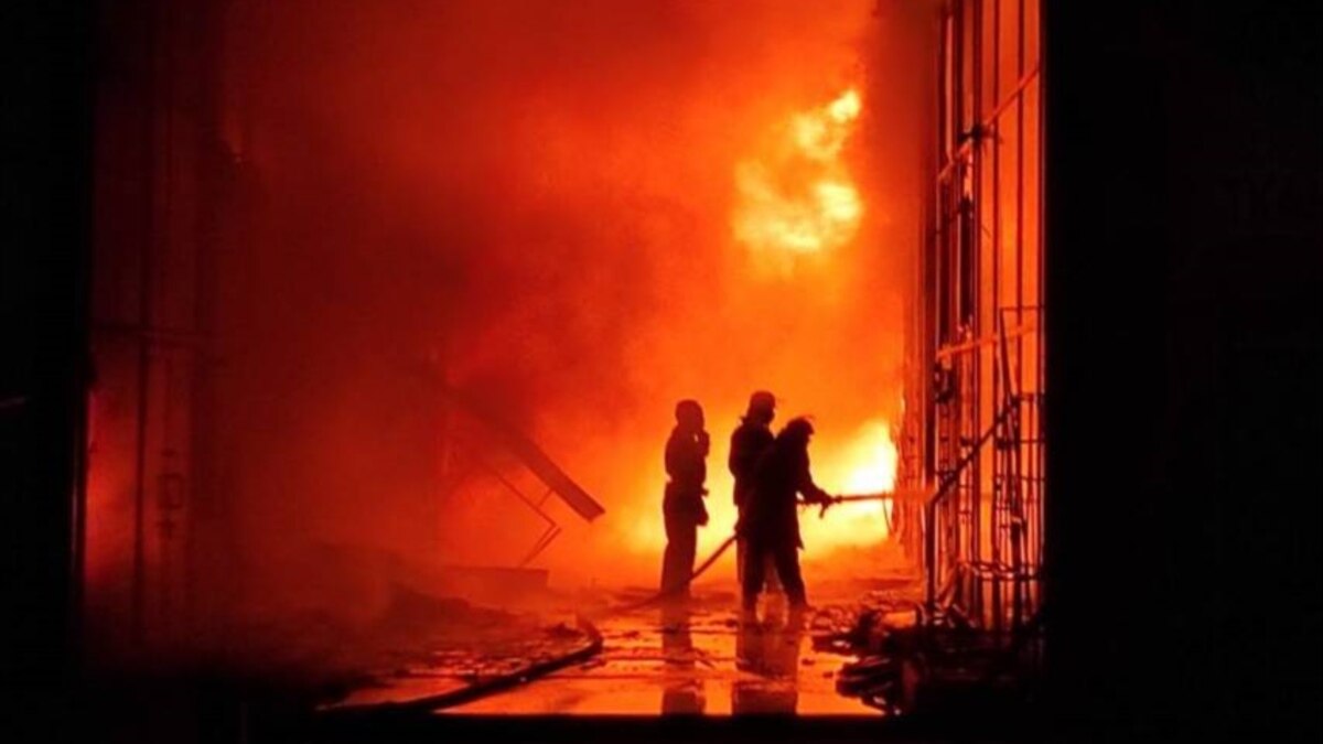 Зеленський підписав закони, що посилюють відповідальність за порушення вимог пожежної безпеки