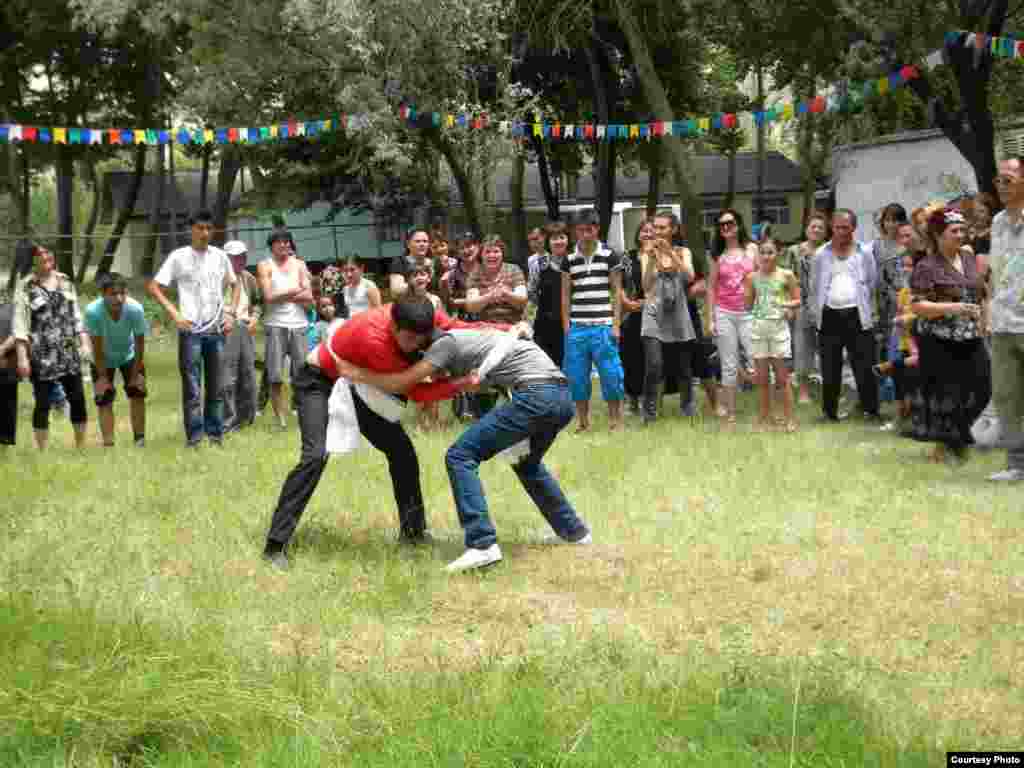 Дүшәнбе Сабан туе мизгелләре