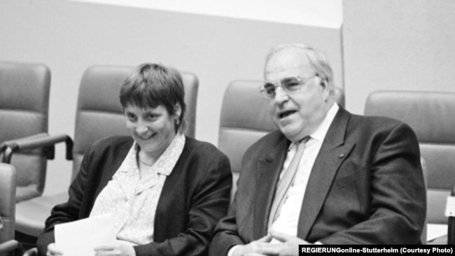 Angela Merkel dhe ish-kancelari gjerman, Helmuth Kohl, 1991.