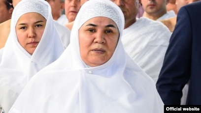 Ауылдағы минет, орыс