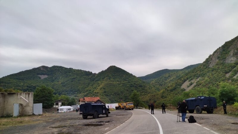 RTS: Avioni Vojske Srbije nadletali prelaz Jarinje