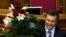 Украинский премьер Виктор Янукович убежден, что рано или поздно русский язык станет государственным на Украине