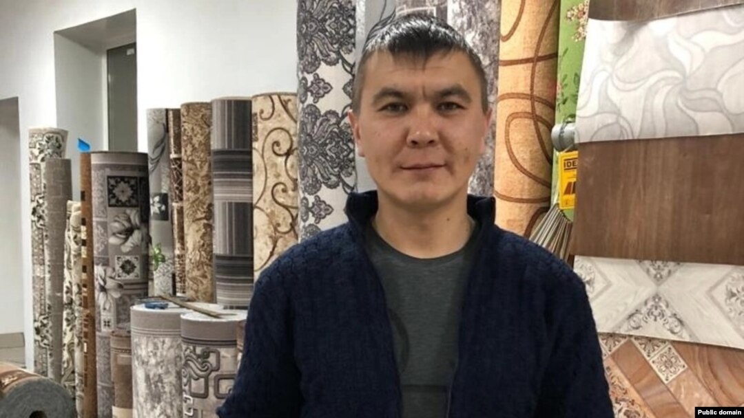Юнир Исламголов