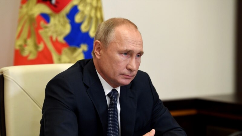 Путин коронавируска каршы вакцина каттоодон өткөнүн билдирди