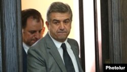 Armenia - Prime Minister Karen Karapetian is about to hold his first cabinet meeting in Yerevan, 15Sep2016.