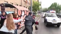 Yerevanda baş nazir Serzh Sargsyana qarşı etiraz aksiyası davam edir