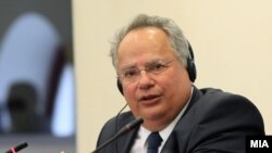 Никос Косијас - министер за надворешни работи на Грција