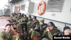 Российские морские пехотинцы в сирийском порту Латакия. Фото из социальных сетей. 14 сентября