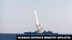 A Zircon hypersonic cruise missile is fired from a Russian warship. (file photo)