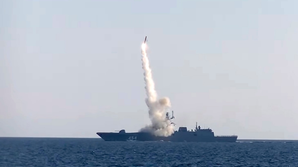 Росія останні дві доби не змінює своє корабельне угруповання в Чорному морі – ОК «Південь»