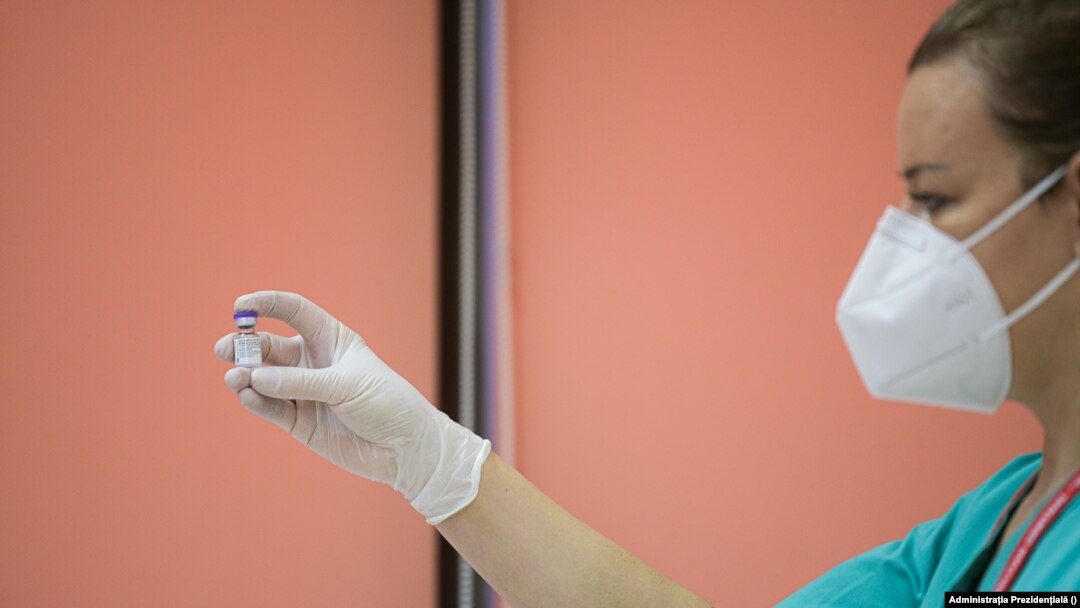 În România, de la debutul campaniei de vaccinare au fost folosite 484.631 de doze de vaccin