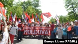 Moldova, Communists 1st of may rally in Chisinau