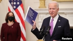 Presidenti i Shteteve të Bashkuara, Joe Biden, duke folur për planet e administratës së tij për luftimin e pandemisë së koronavirusit.