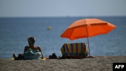 Franța și alte țări cu mari venituri din turism nu se grăbesc să restrângă sosirea clienților ruși (imagine ilustrativă).