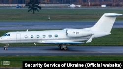 Самолет депутата Верховной Рады, на который Совет национальной безопасности и обороны наложил санкции
