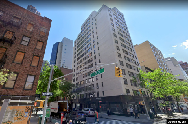 Clădirea Consulatului României la New York, SUA, pe care Viorel și Ioan Micula ar încerca să pună sechestru.