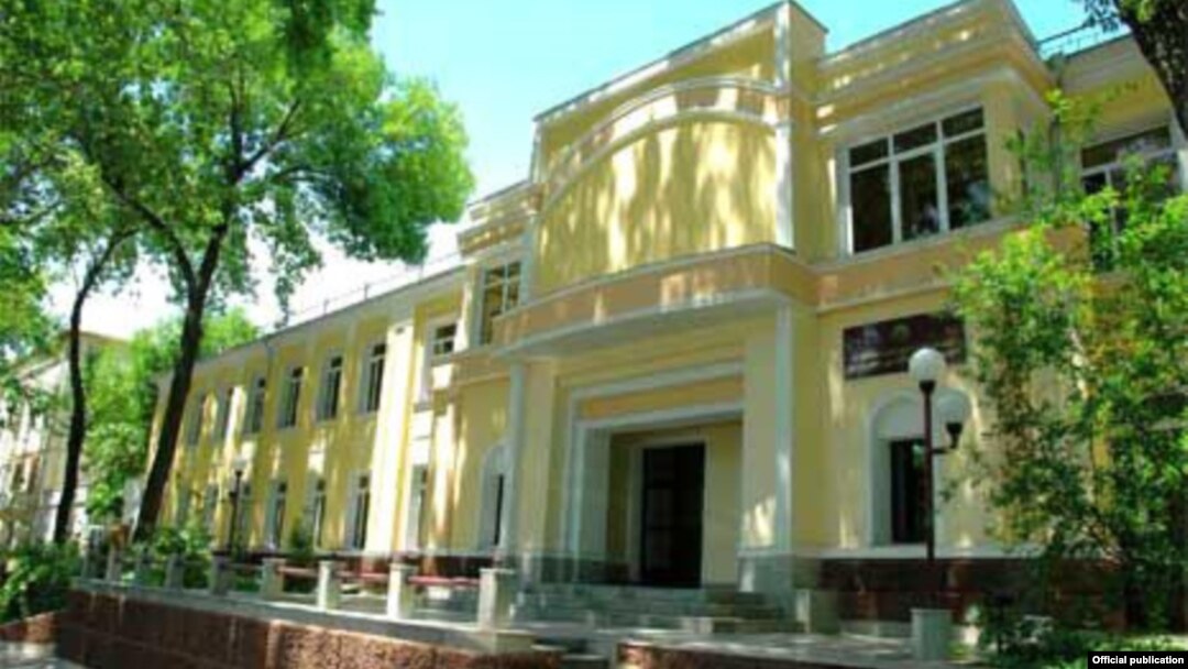 Соғлиқни сақлаш вазирлиги биноси.
