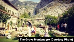 Hostel The Grove Montenegro ljeti ugošćava turiste iz cijelog svijeta, uglavnom mlađe generacije