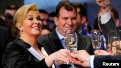 Slavlje u izbornom štabu nakon pobjede Kolinde Grabar Kitarović