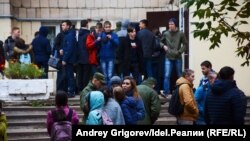 Evacuarea colegiului din Kazan, în urma unui apel telefonic anonim