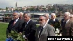 Polaganje venaca na Starom sajmištu