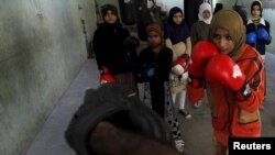 آرشیف، عکس جنبه تزئینی دارد