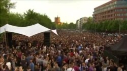 Дар Берлин яхмоси алкоҳолӣ ба фурӯш баровардаанд