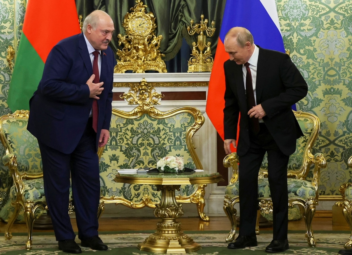 Володимир Путін та Олександр Лукашенко під час зустрічі в Москві, 9 жовтня 2024