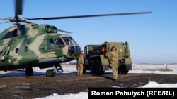 Украінскі верталёт Мі-8, архіўнае фота
